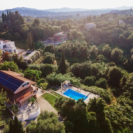 Villa Kira Áfra Exterior foto