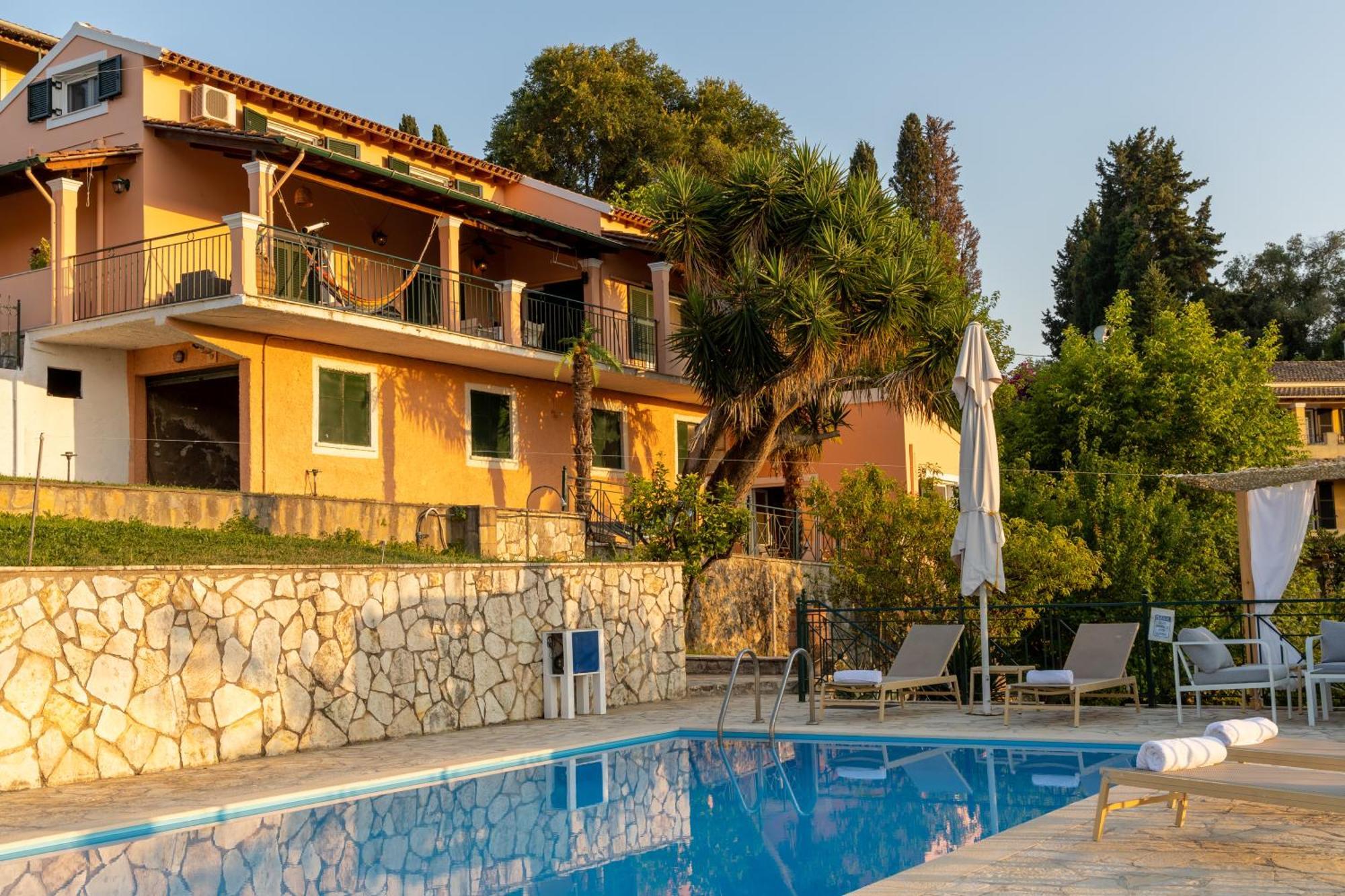 Villa Kira Áfra Exterior foto