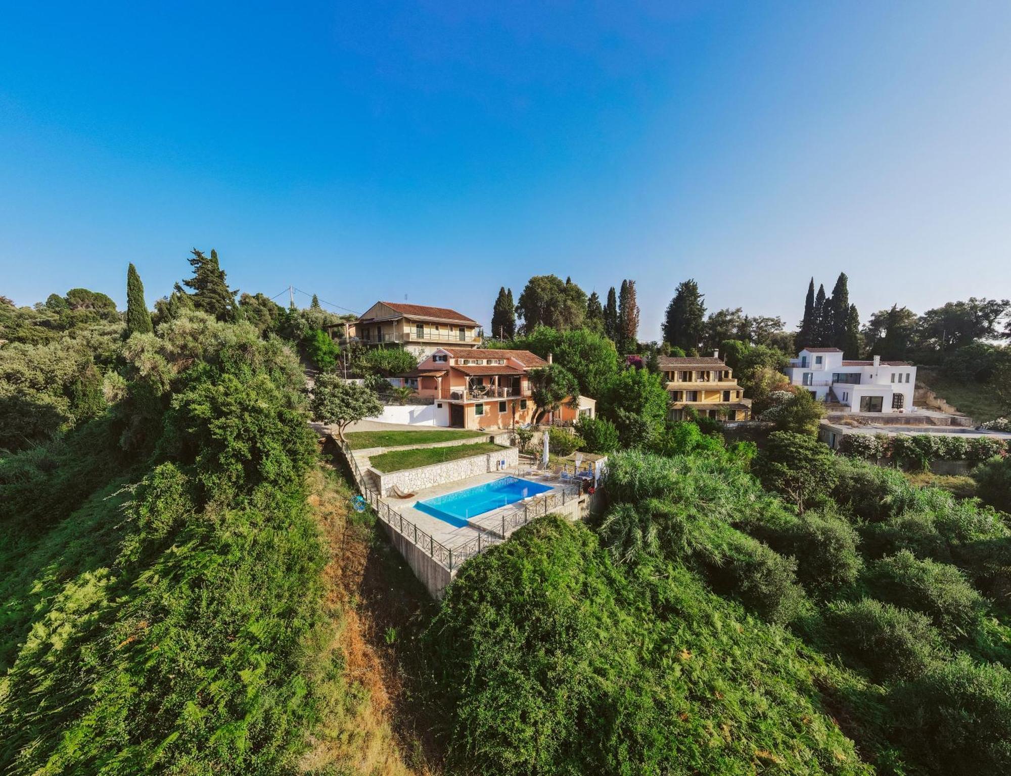 Villa Kira Áfra Exterior foto